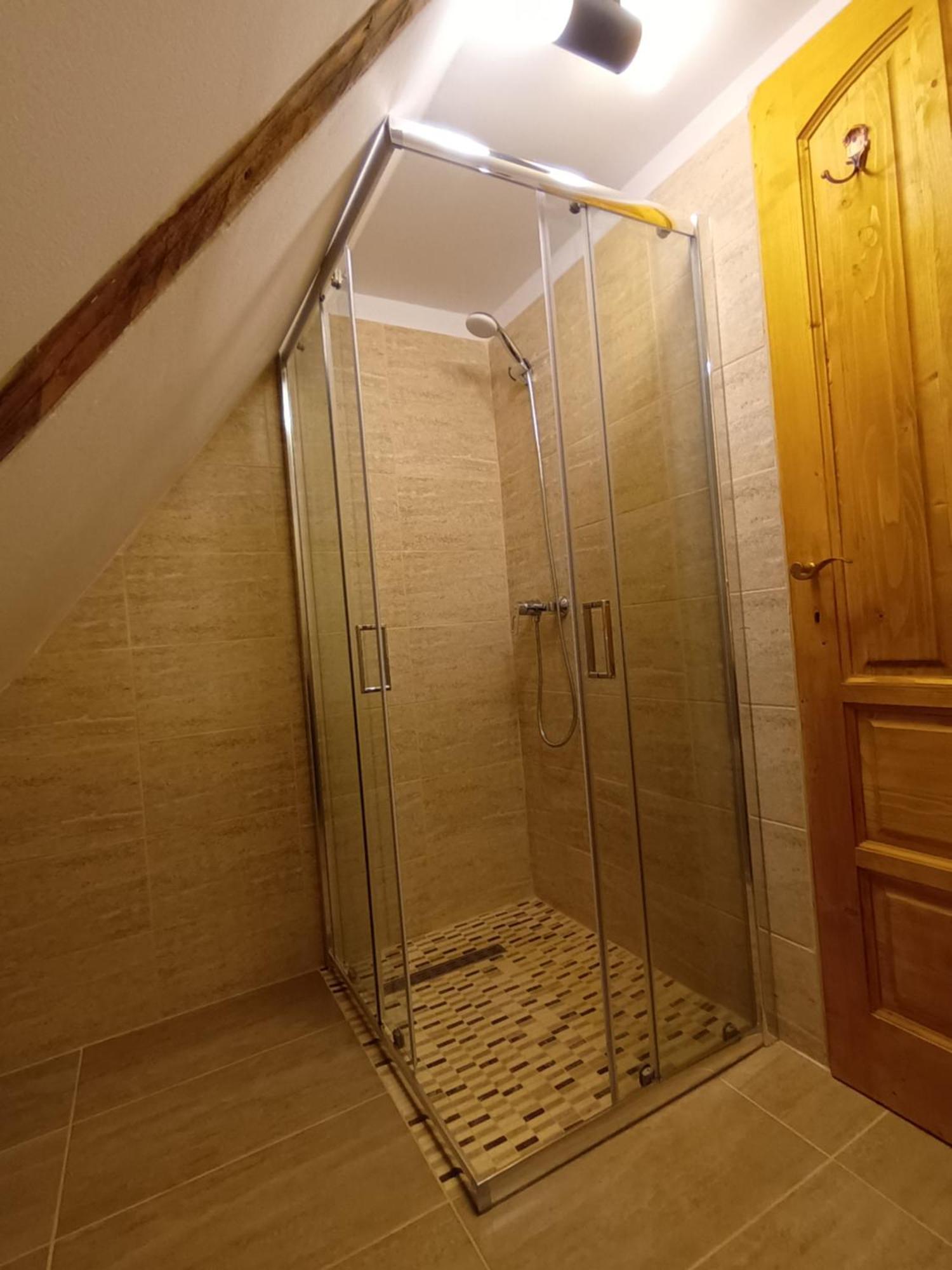 Casa Marcus Apartman Segesvár Szoba fotó