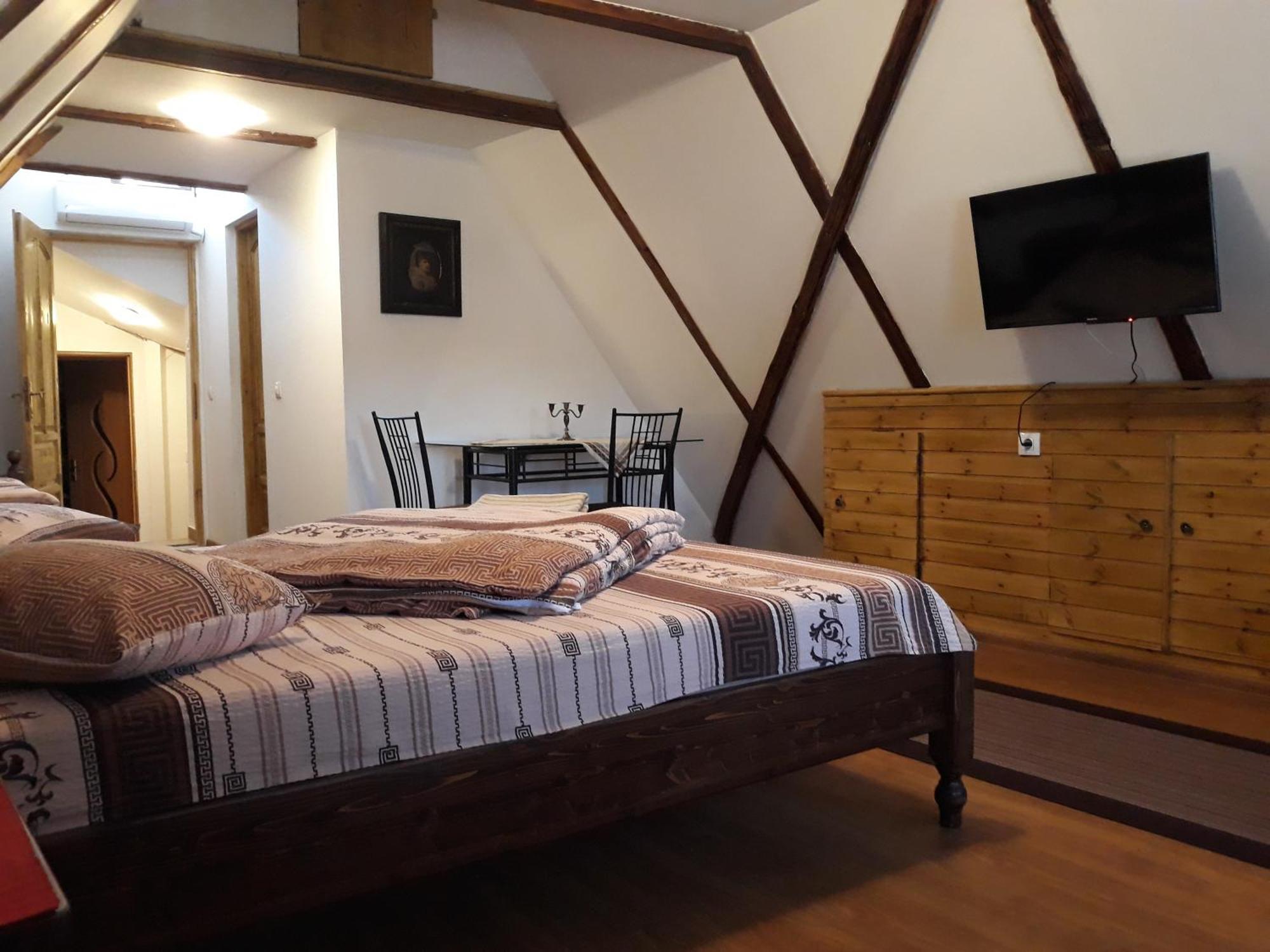 Casa Marcus Apartman Segesvár Szoba fotó